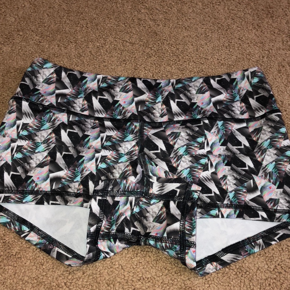 Fleo original Booty shorts